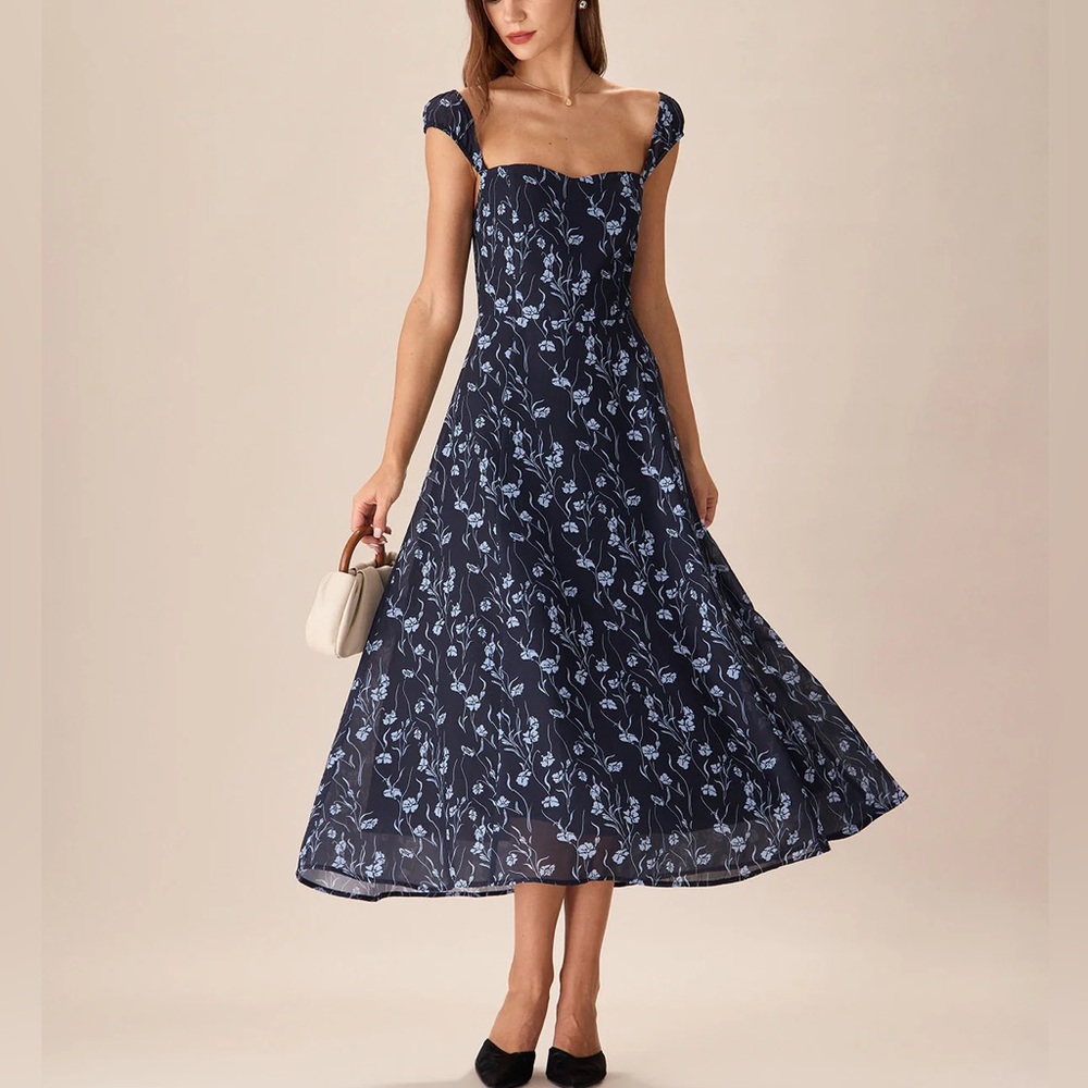 Rihoas Navy Floral Sweetheart Neck Midi Dress - Picture 3 of 10
